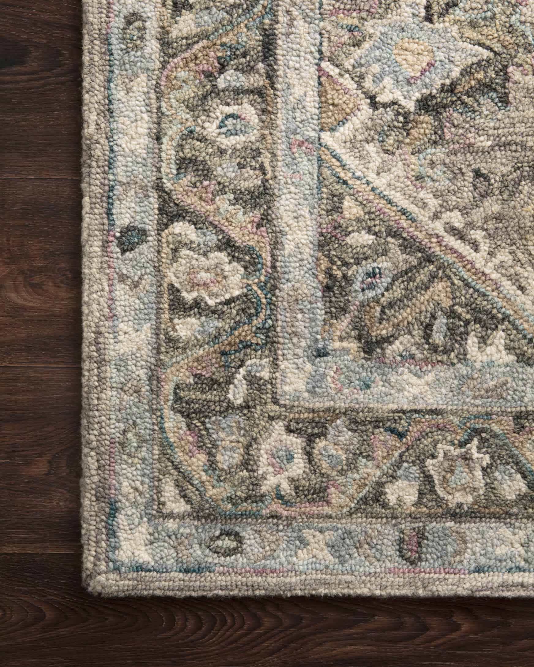 Loloi II Beatty Collection - Traditional Hooked Rug in Sky (BEA-02) - Image 4